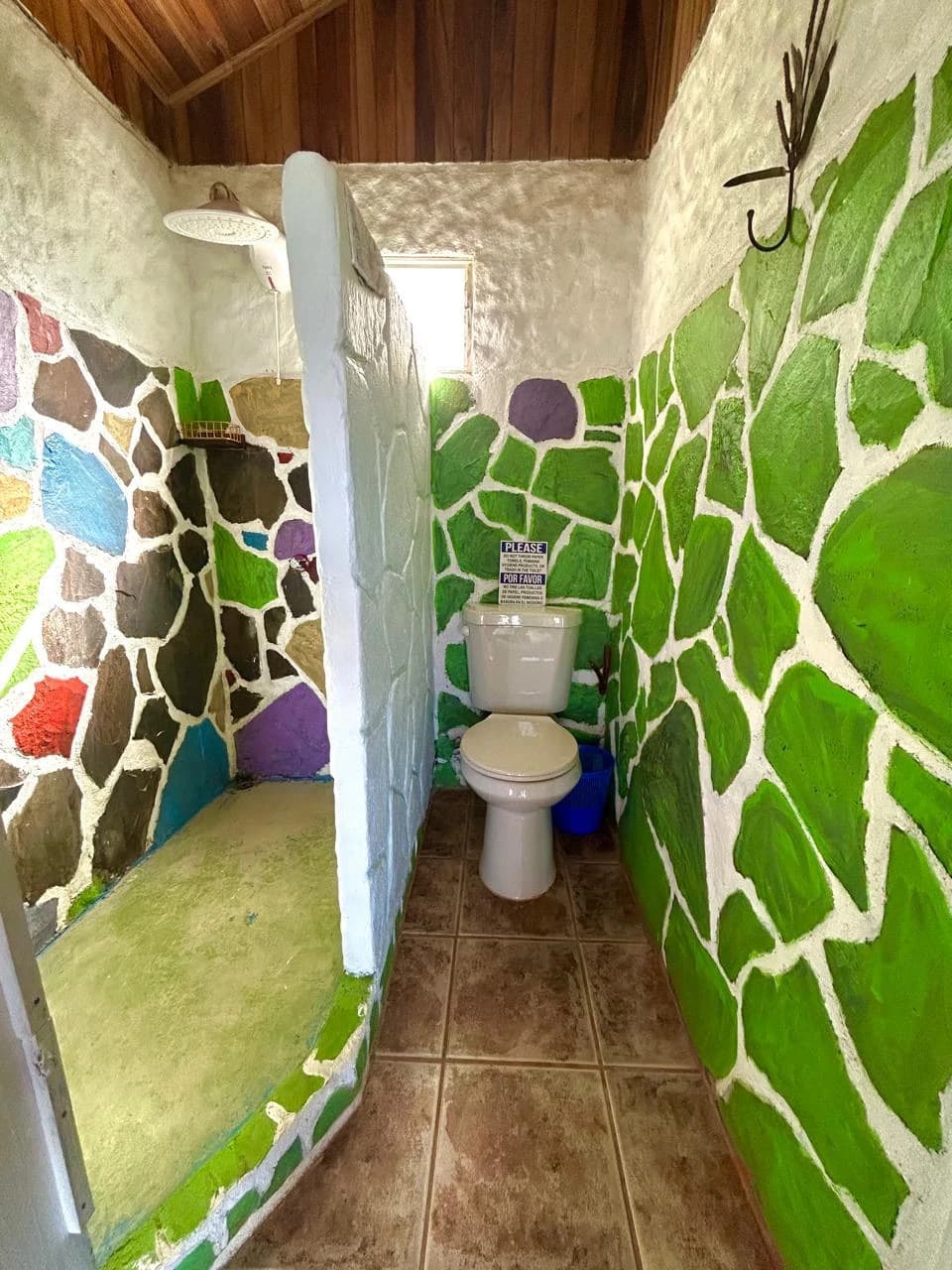 Costa Rica Ecolodge Retreat: TURNKEY COSTA RICA ECOLODGE & WELLNESS RETREAT | 28 ACRES + 5 GUEST CABINS | 45 MINUTES FROM LA FORTUNA - photo 38
