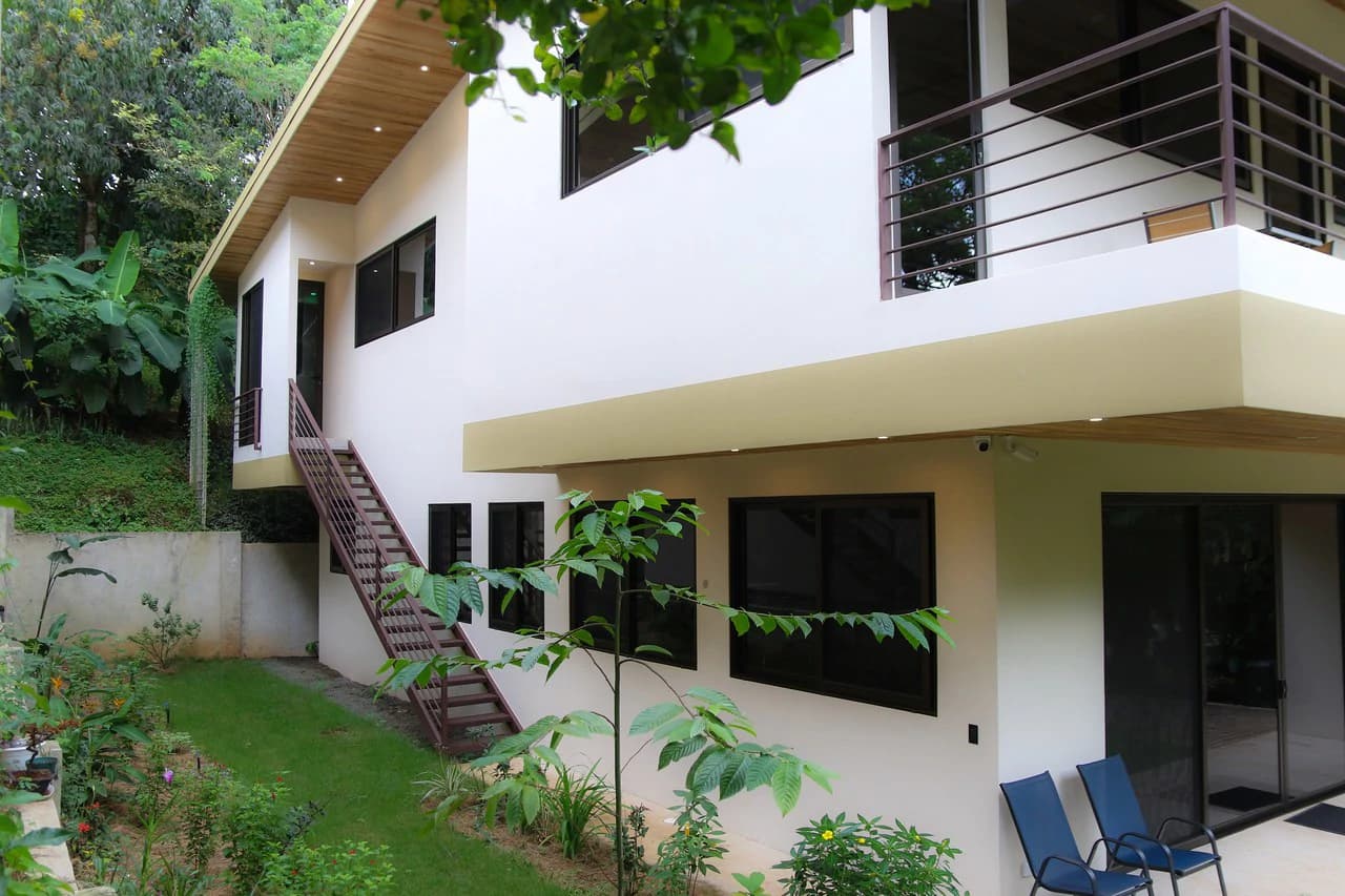La Ecovilla Casa Colibri: Beautiful Modern Eco Village Dream Home - photo 26