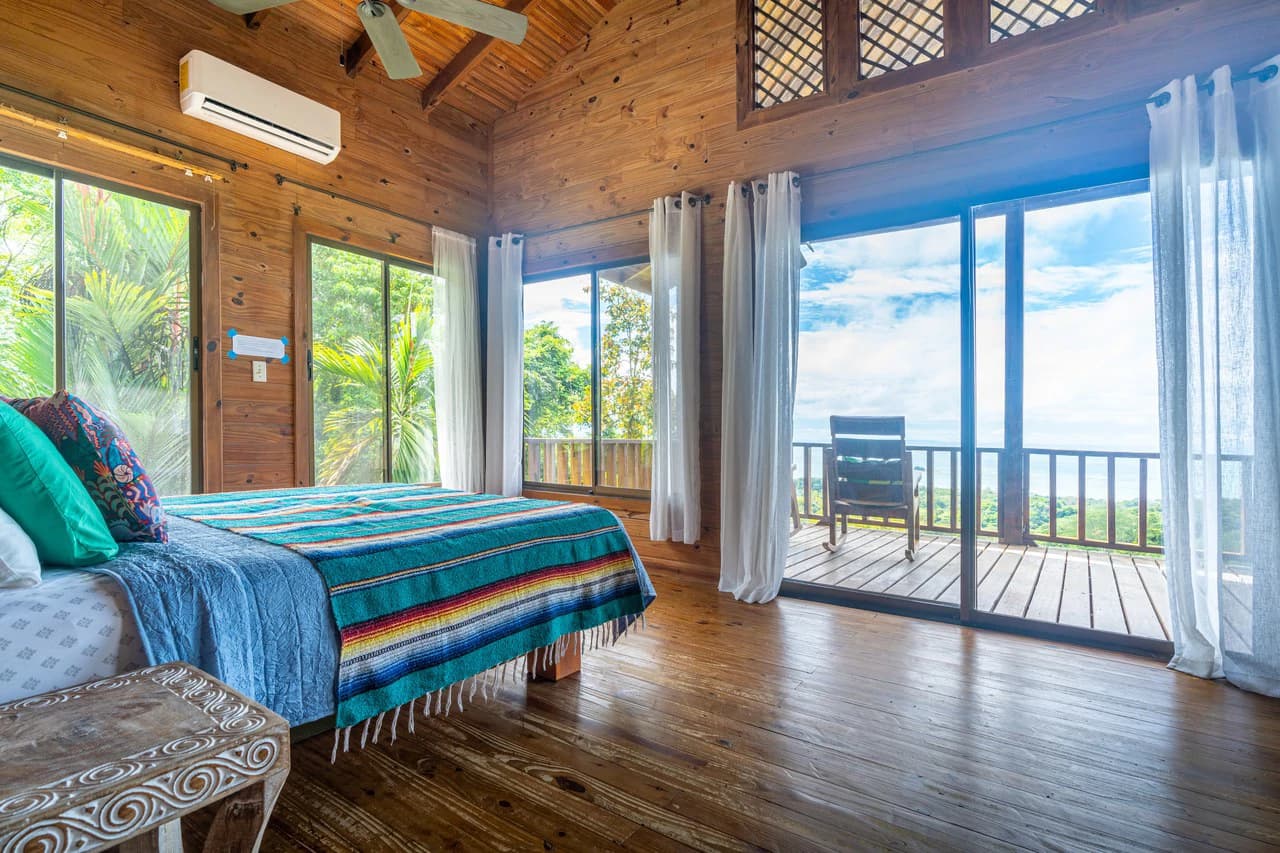 VILLA KRISTINA MARIA - 3.84 ACRES - PERLA DE BALLENA ESTATES: Mountain House For Sale in Bahía Ballena - photo 33
