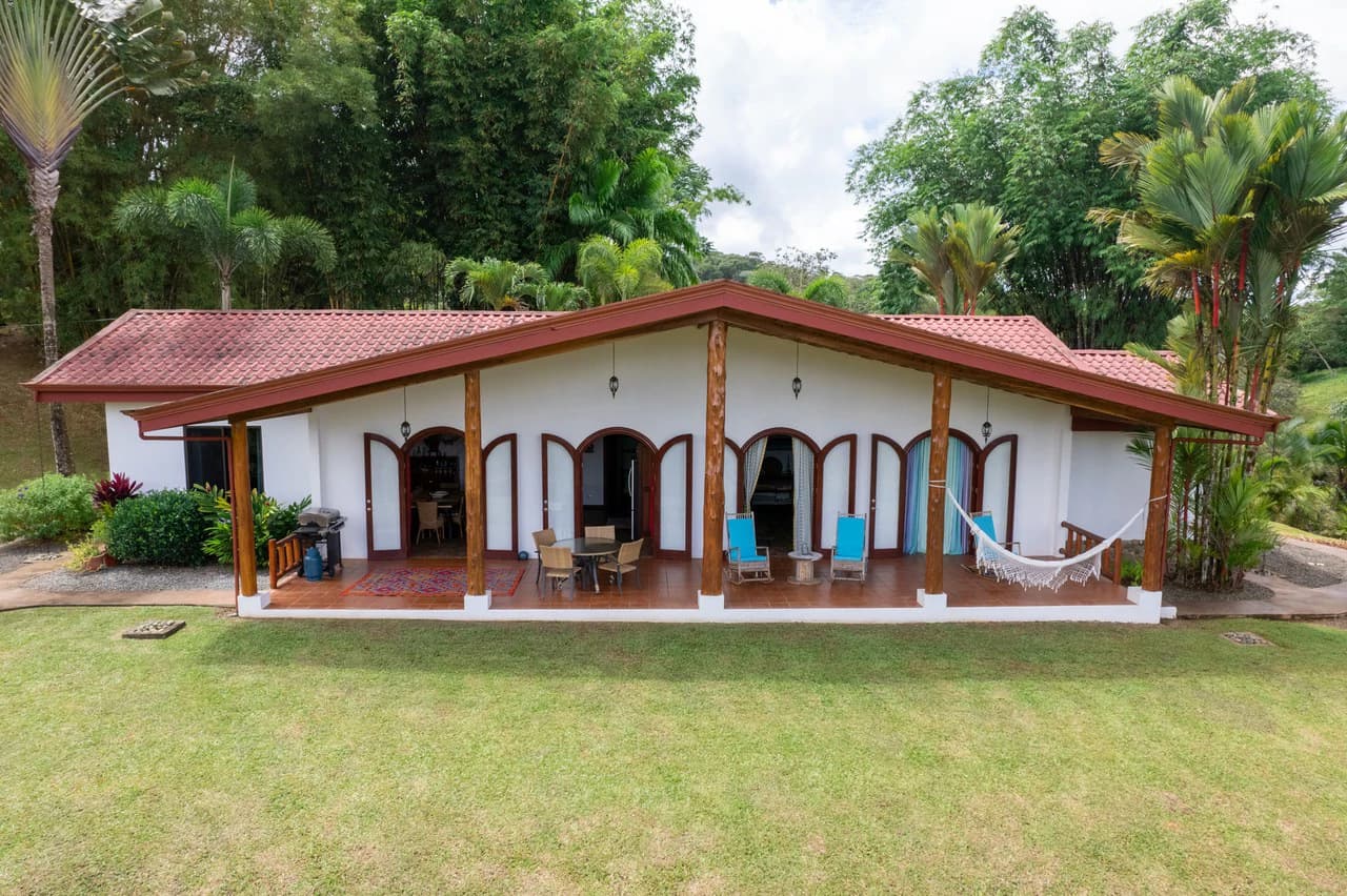 5 Bedroom Mountain Retreat Minutes from the Beach Platanillo Costa Rica - photo 38