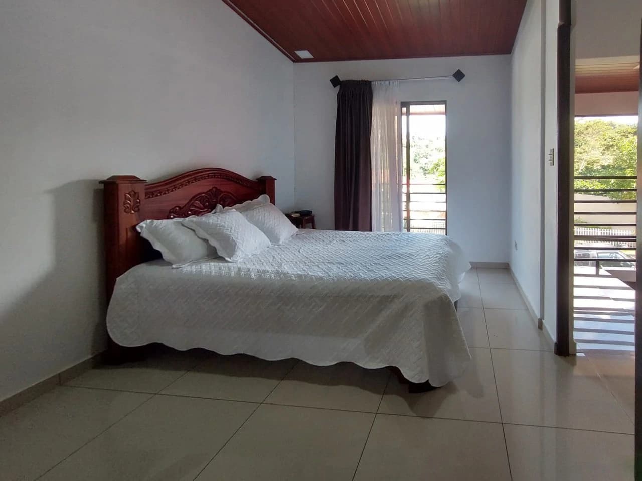 Full Furnished 2-story House for Sale in Grecia: House For Sale in Grecia - photo 5