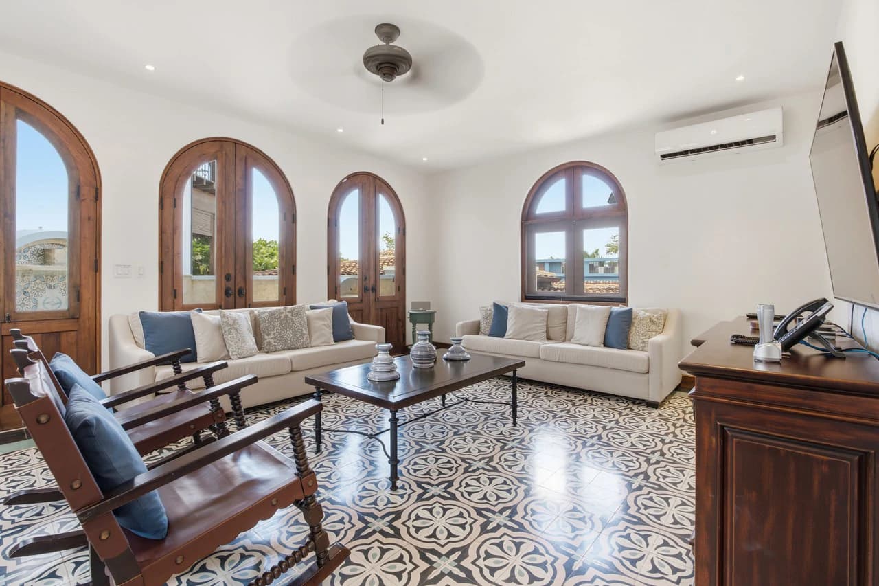 7 Calle La Ronda: Elegant 3-Story Ocean View Hillside Home in Las Catalinas - photo 13