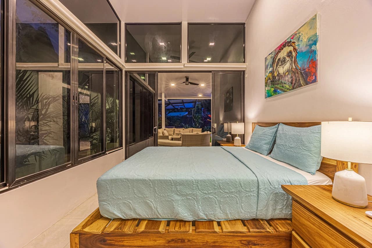Elegant Tropical Home | 5 Minutes from Marino National Park: Near the Coast House For Sale in Bahía Ballena - photo 26