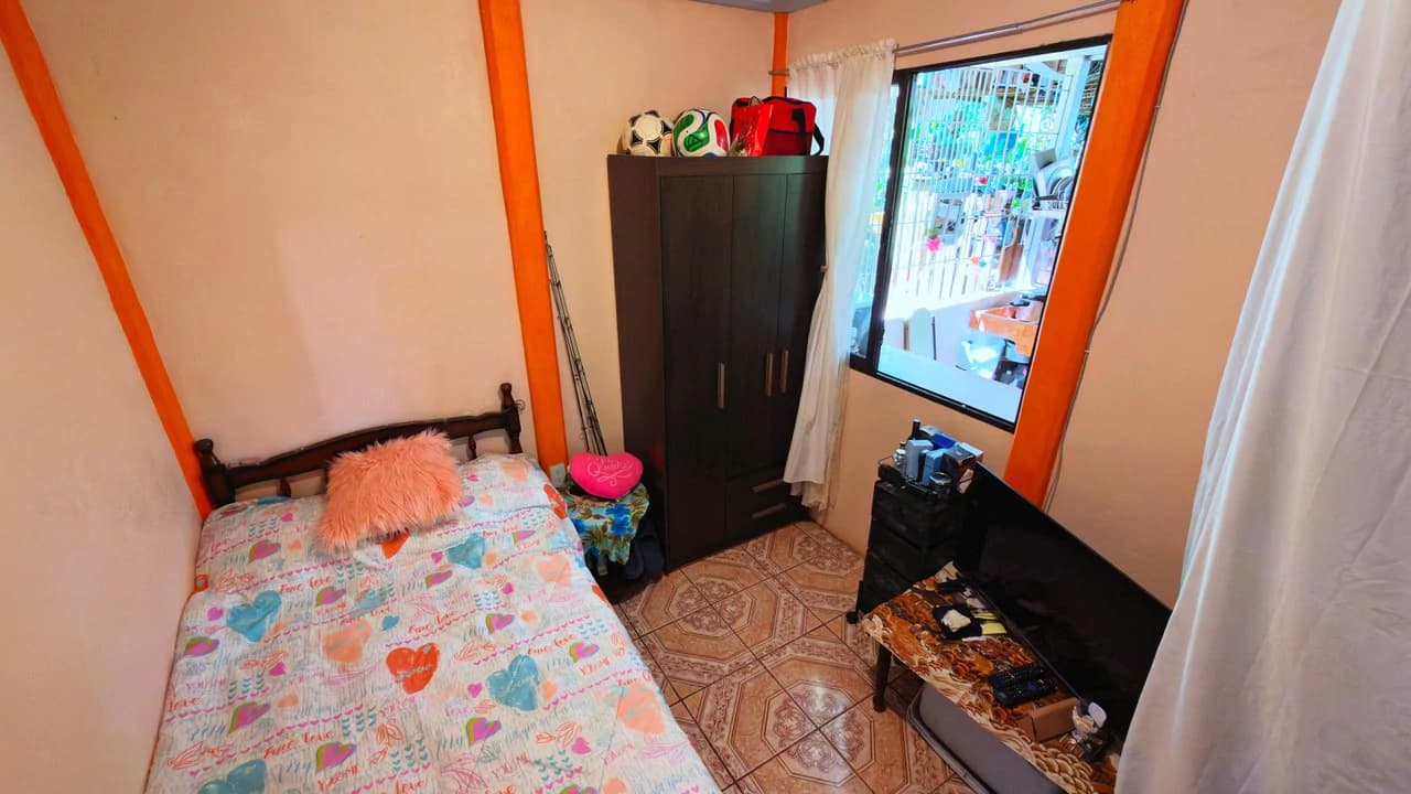 House For Sale in Pavones - photo 8