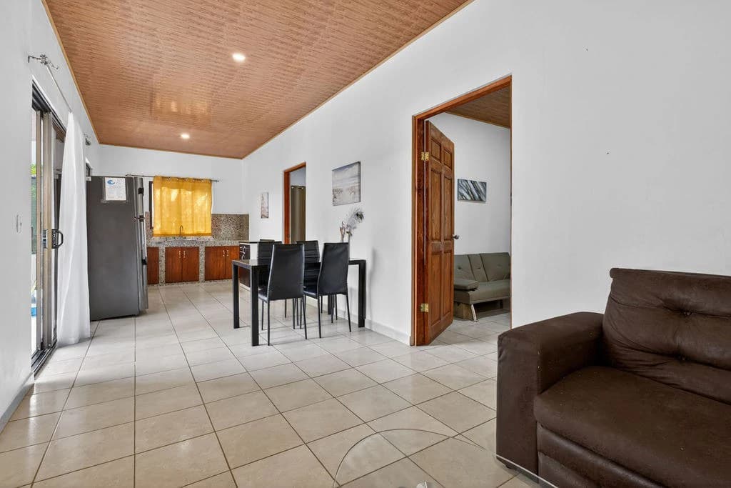 Villa Los Monos: High-Income 9-Unit Rental Property Near Playa Grande - photo 25