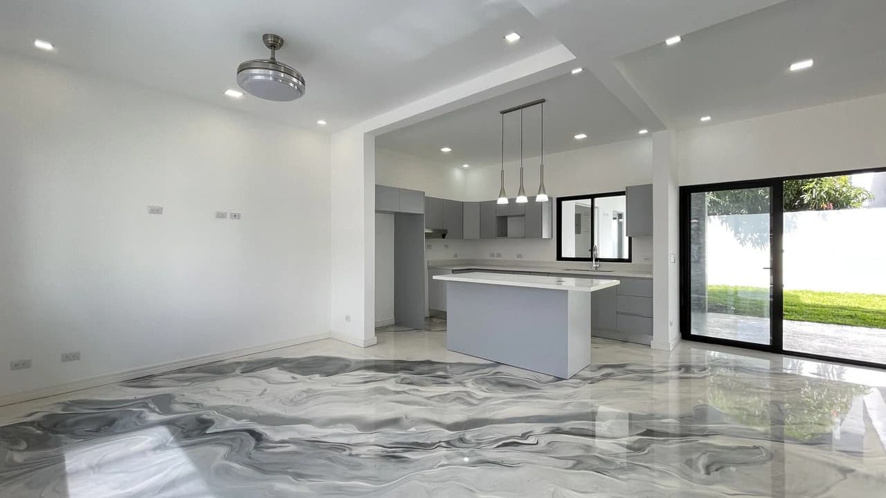Brand-New Home for Sale in Condominio Montezuma, Grecia – 3 Bedrooms, Home Office & Private Garden - photo 8