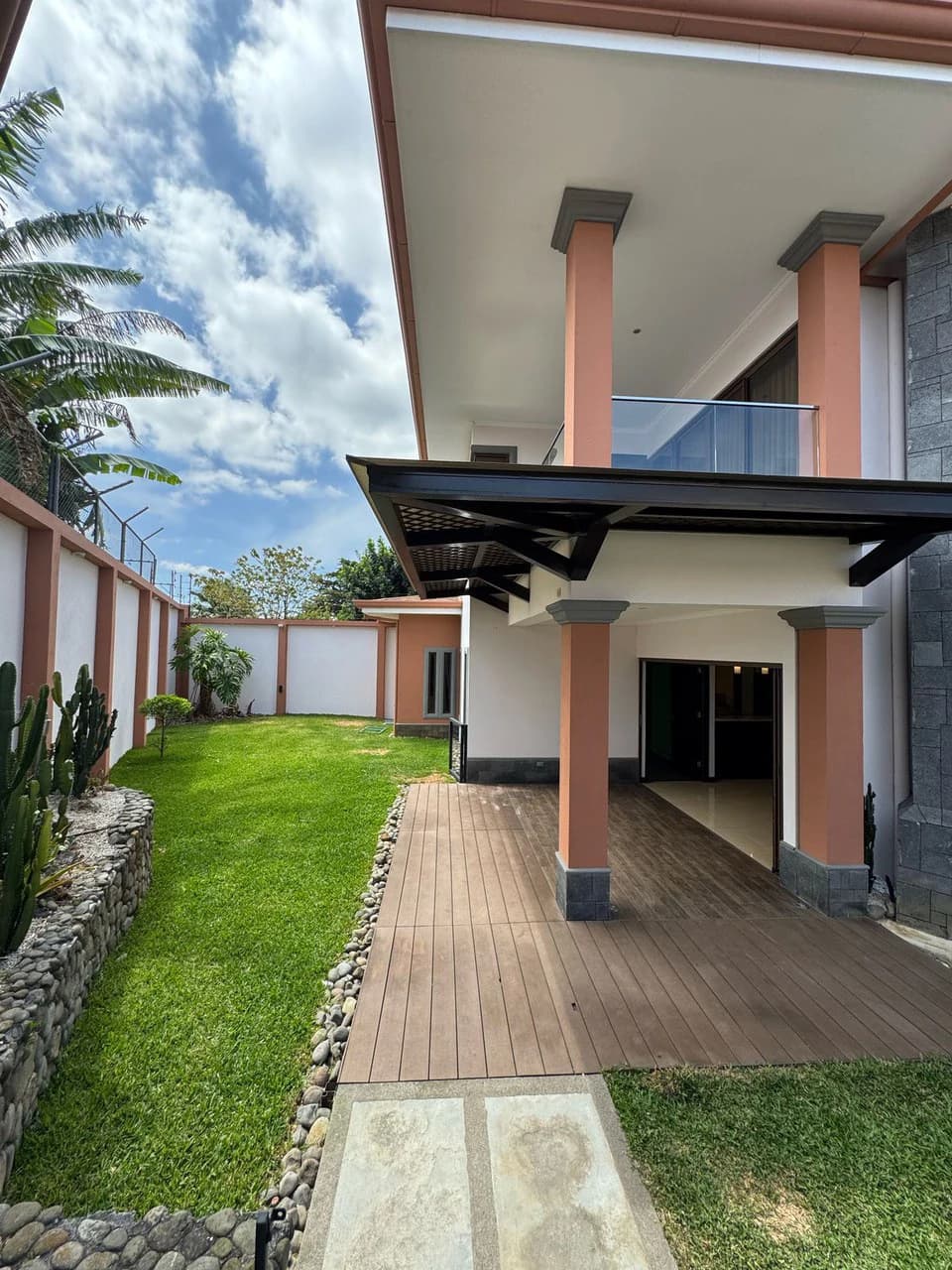 Casa La Guaria: House For Sale in Barrio La Guaria - photo 13