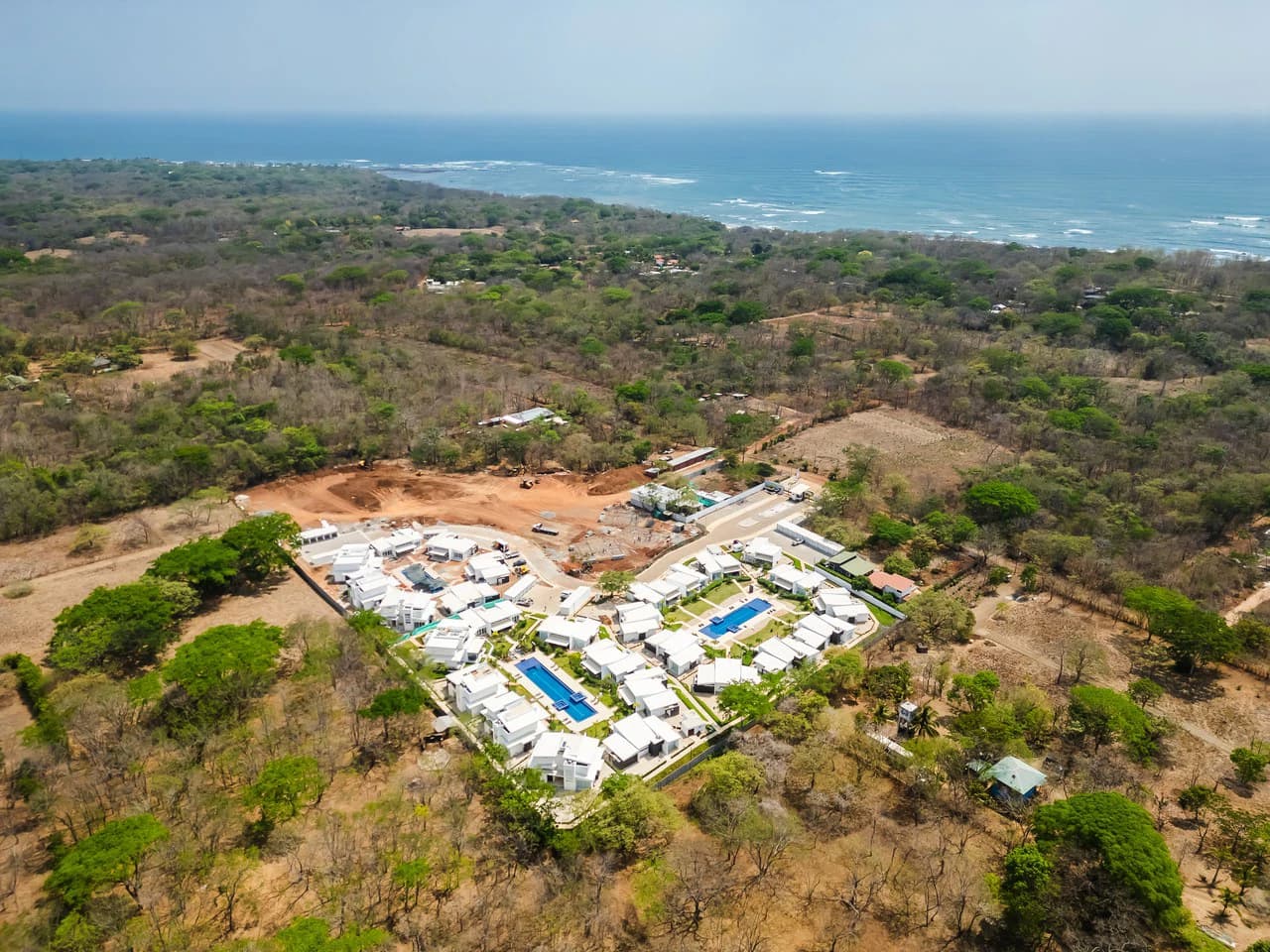 The Enclave: Ultra-Modern 5 Bedroom Villa Located Minutes From the Beach! - photo 42