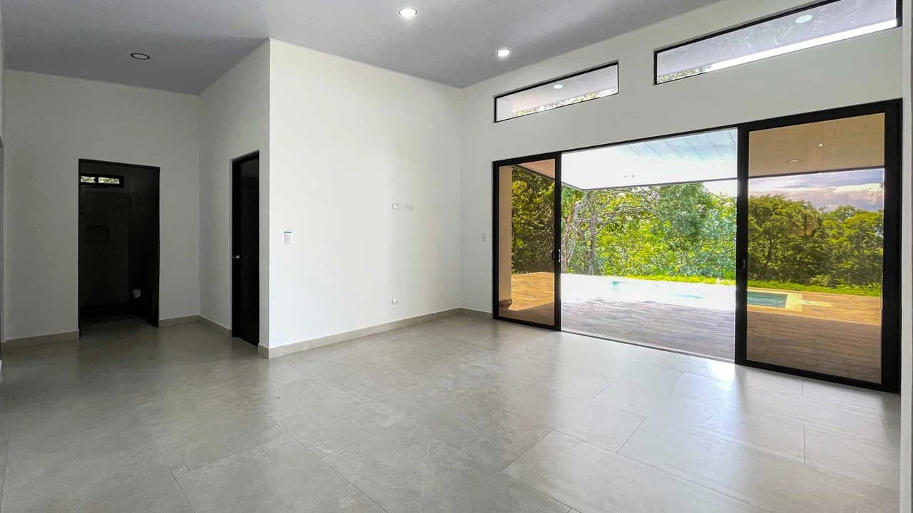 New Home for Sale in Atenas, Costa Rica with Private Pool and Tropical Surroundings - photo 13
