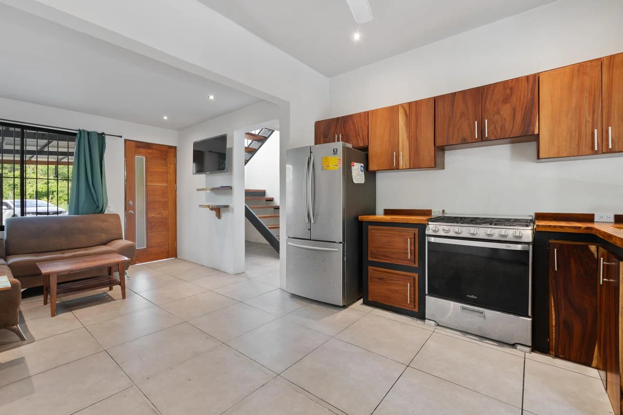 Rare Residential + Commercial: Investment Combo on Key Corridor - photo 16