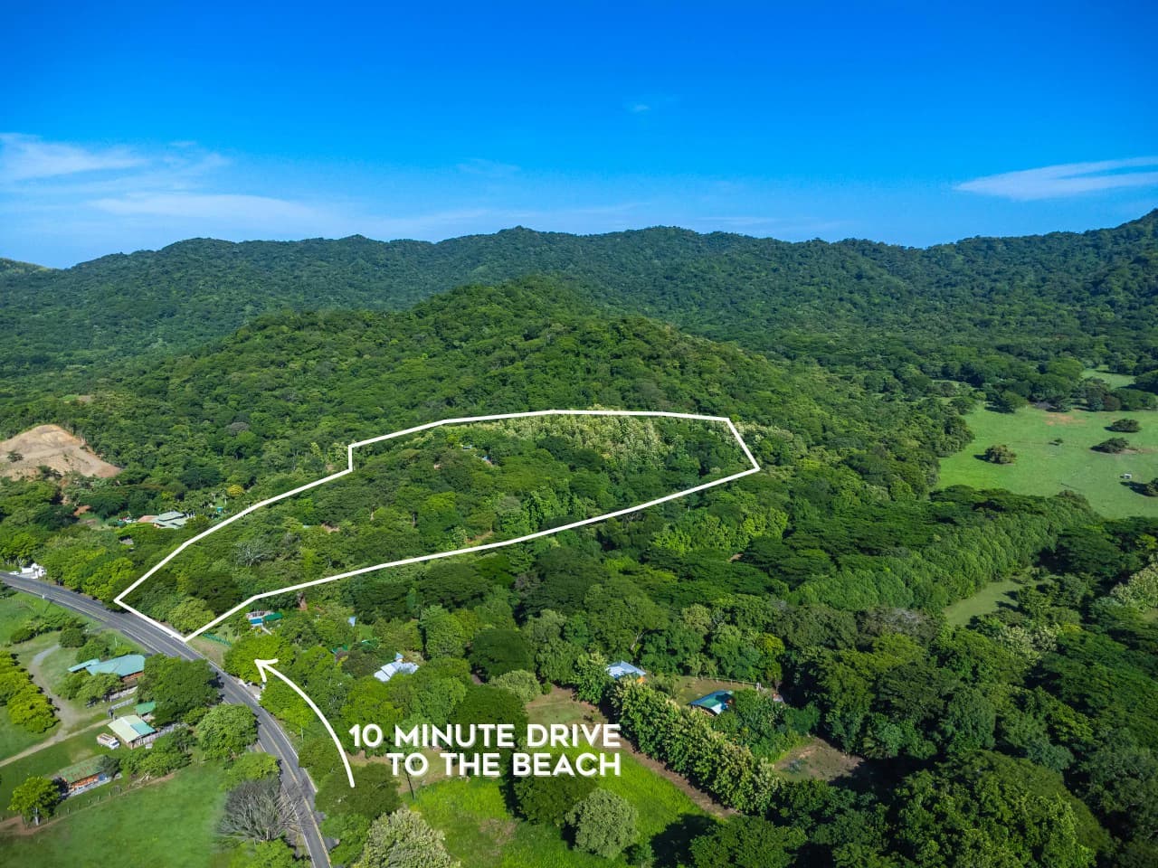 Picturesque Valley View Farm: 14 Acres, Home, Stables and More - photo 4