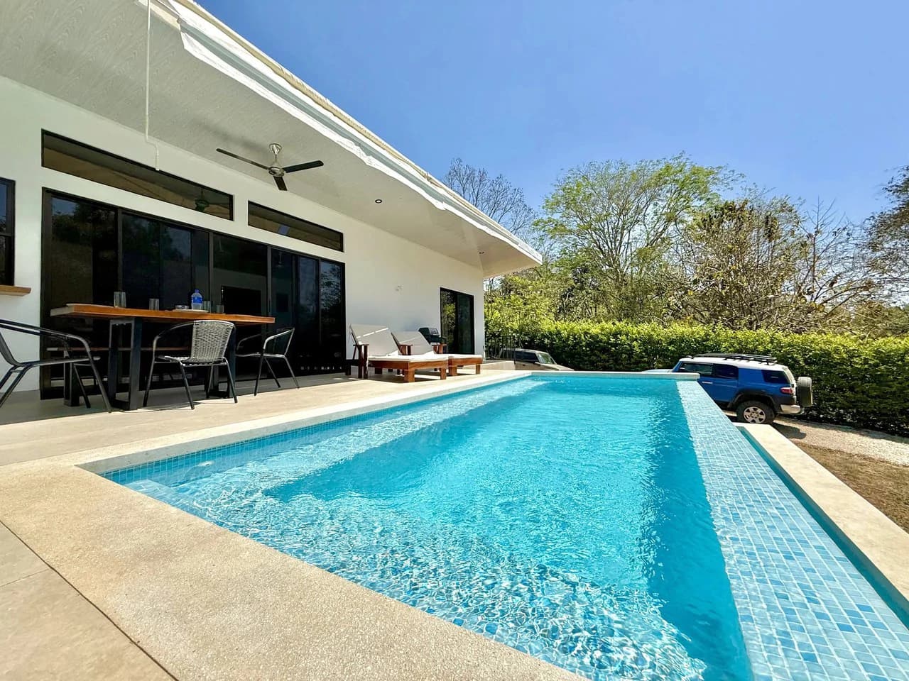 CASA BRISA ABIERTA: Turnkey Tropical Living on the Edge of Cobano $349,950 USD - photo 8