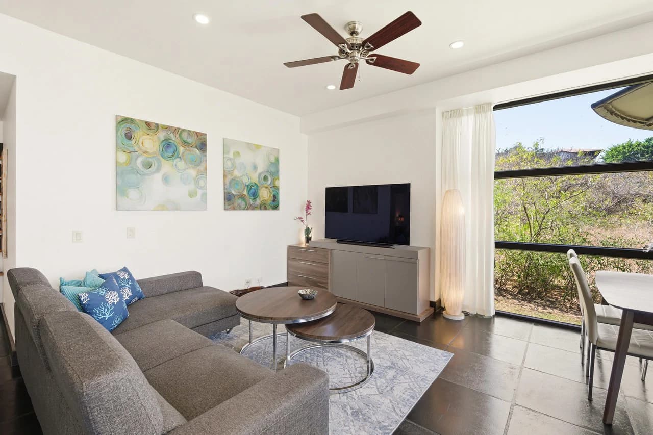 La Perla 113: Boutique Luxury Condo in the Heart of Tamarindo - photo 2