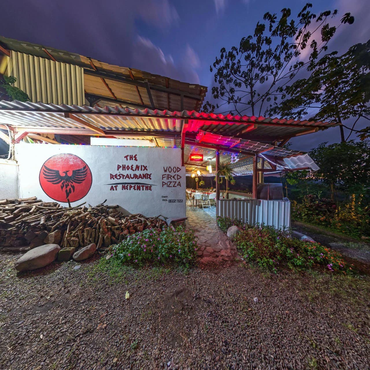 Nepenthe B&B: Hotel / B&B in the Rain Forest with spectacular views of Lake Arenal & Volcano. - photo 12
