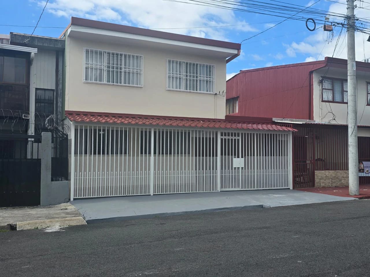 House for Sale in Tibás, San José