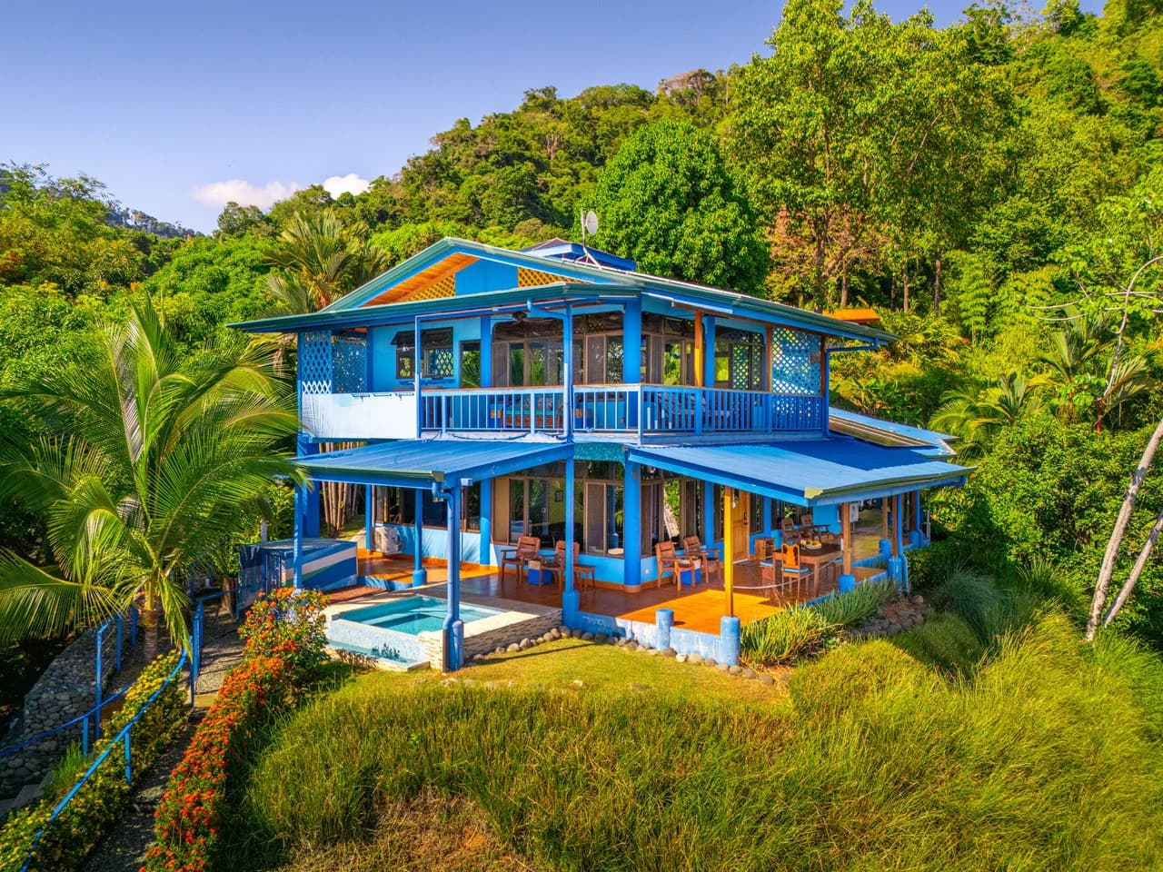 Casa Vista Harmonia: Legendary Ocean Views and Sustainable Living! - photo 2