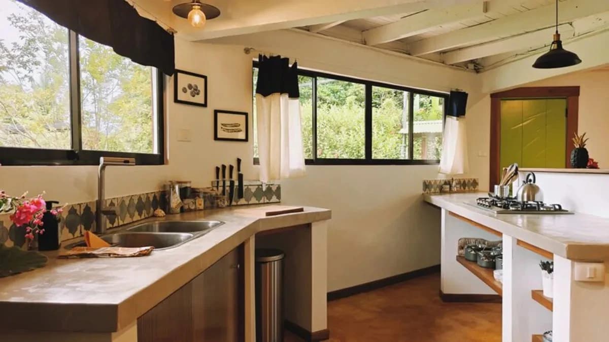 ID 947: 2 BD/2BA Renovated Home with Ocean View Near Playa Negra - photo 6