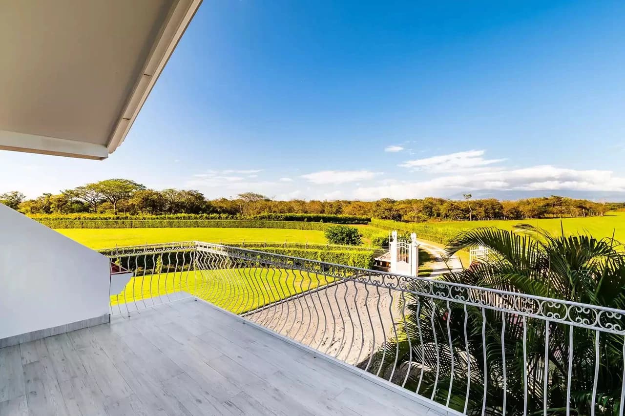 Luxury estate for sale in Guanacaste - photo 13