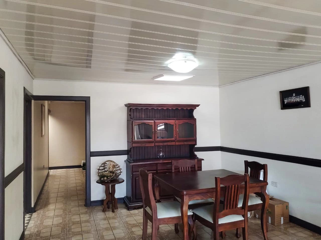 House in Grecia center just 100m from the Plaza Grecia Mall - photo 3