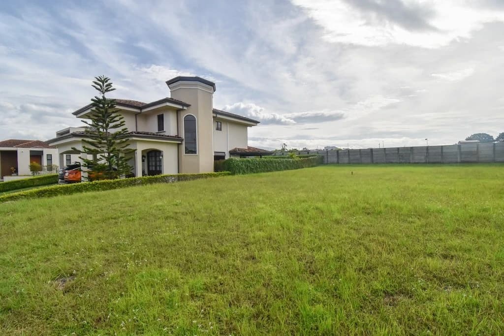 Terreno de 517m2 en Condominio Los Castillos, La Guácima: Home Construction Site For Sale in La Guácima - photo 11