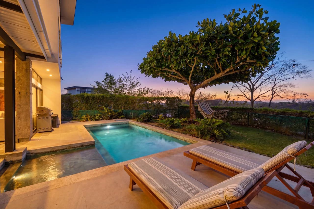 Casa Hijau: Modern Ocean-View Surf Home in Marbella - photo 42