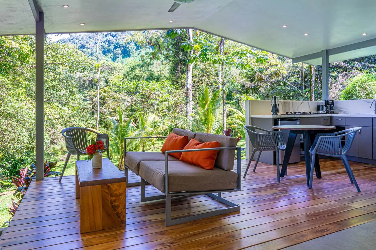 Estate Property in Escaleras, Multi-Use, Residential/HOTEL/Commercial - photo 15