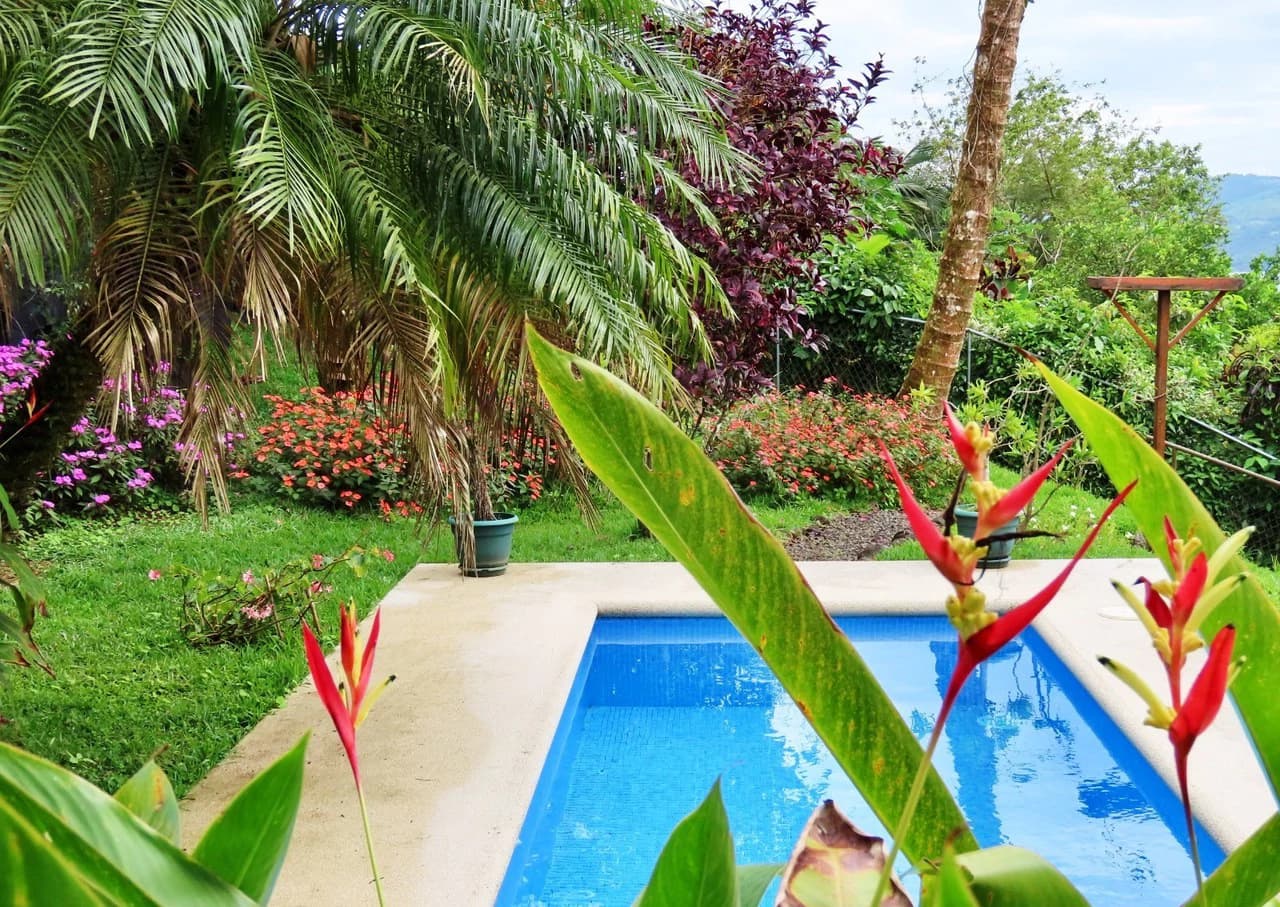 CASA TROPICANA - Lake View Oasis Near Nuevo Arenal