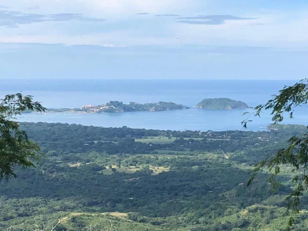 Ocean View Property with Panoramic Views on the Pacific Gold Coast – Guanacaste
