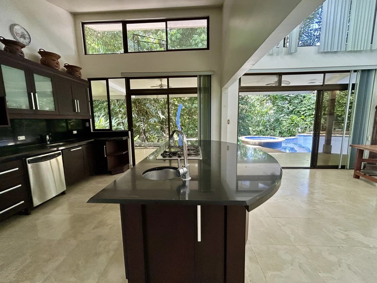 Fixer-Upper Home with an studio Office in Palmar Norte on a 7.58 Acres Property - photo 20