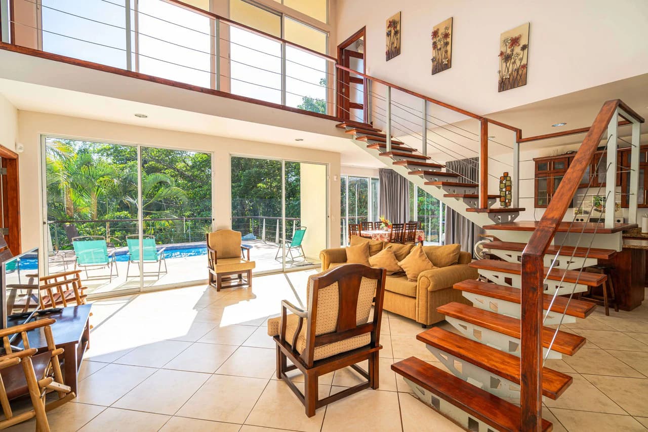 Casa Fox Las Palmas: Mountain House For Sale in Quepos - photo 5
