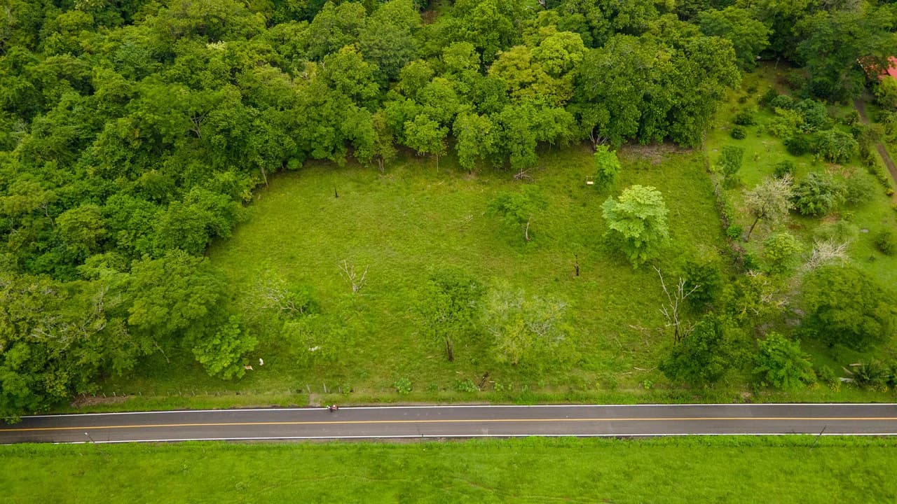 Exceptional Nearly 3-Hectare Property in Pueblo Nuevo, Bejuco, Guanacaste
