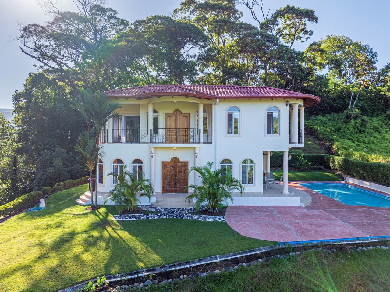 Elegant 3 Bedroom + Office Jungle Home in Puesta Del Sol, Ojochal - photo 2