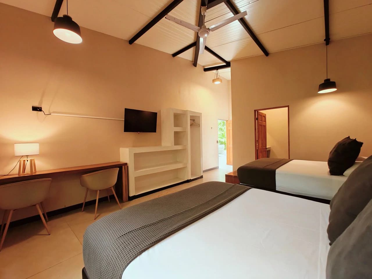 ID 751: Turn-Key Villa with Proven Income Near Cahuita National Park – Main House, Casita, and Stunning Pool on Over Half an Acre - photo 26