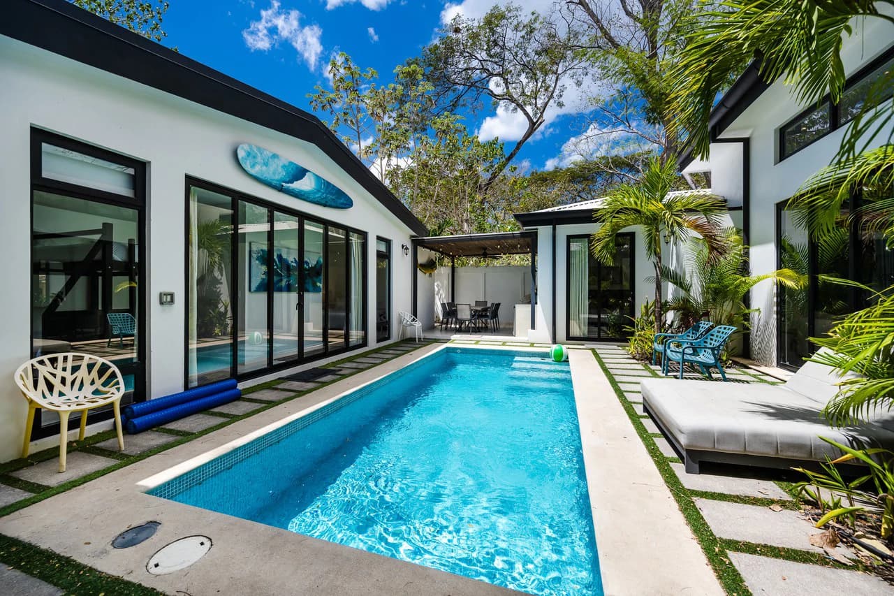 Casa Rio: Modern 5-Bedroom Home with Pool & Casita in Surfside Potrero - photo 10