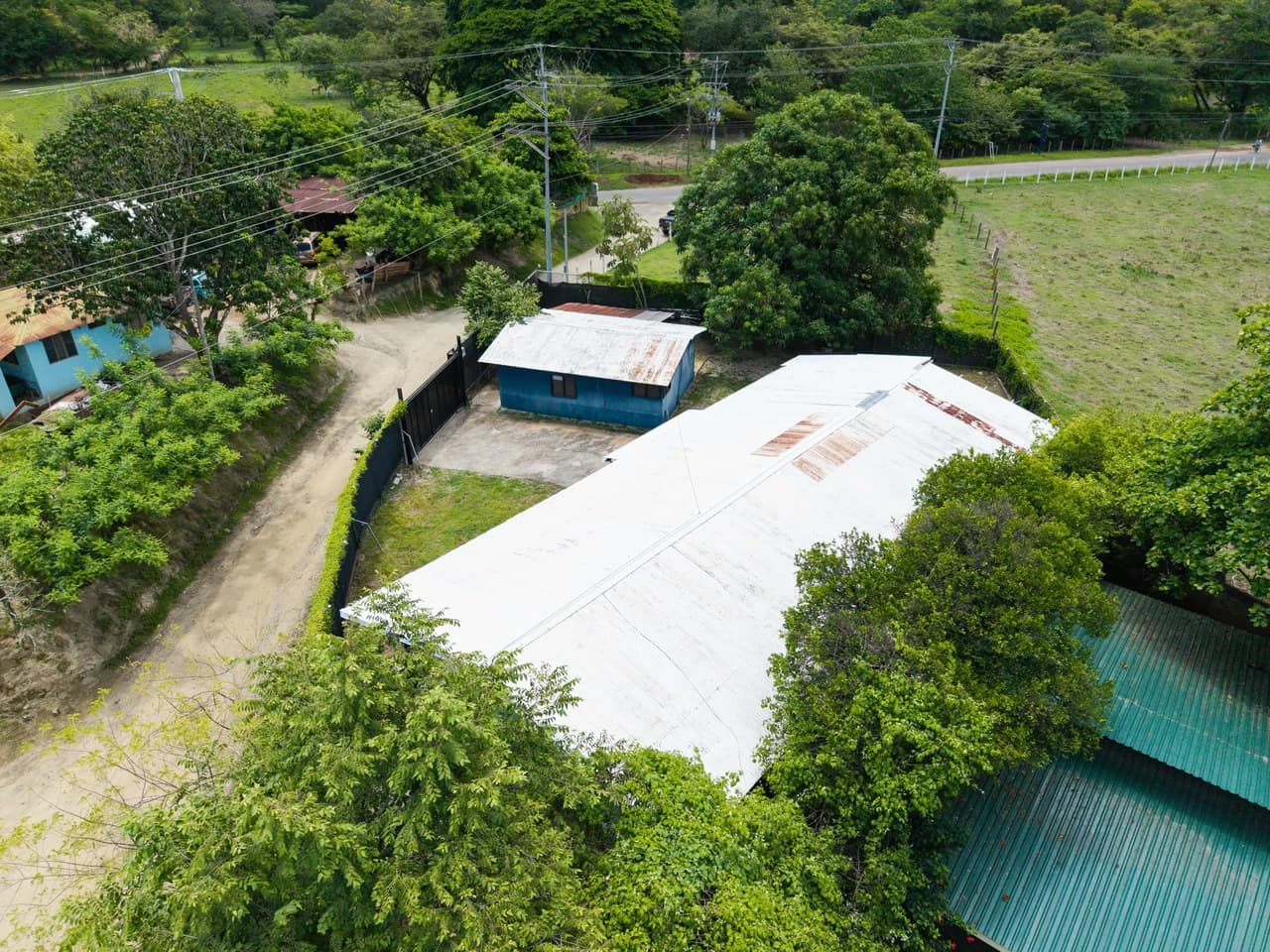 Potrero Fixer Upper: Fully Serviced 500 m² Lot - photo 15