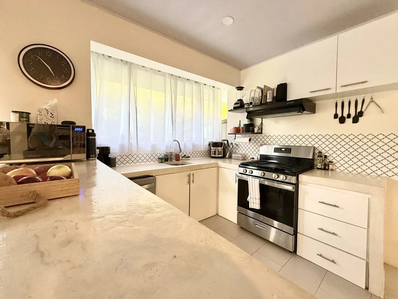 $399,000 USD VILLA HELICONIA: $499,000 USD Villas Del Mar, (near Tango Mar Resort, beach, golf, restaurants and waterfall) - photo 21