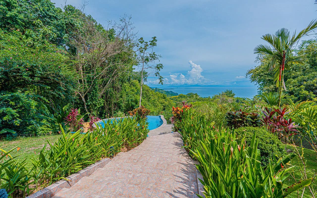 Whale's Tail Ocean View Estate with Extra Lot in Between Uvita and Dominical - photo 82