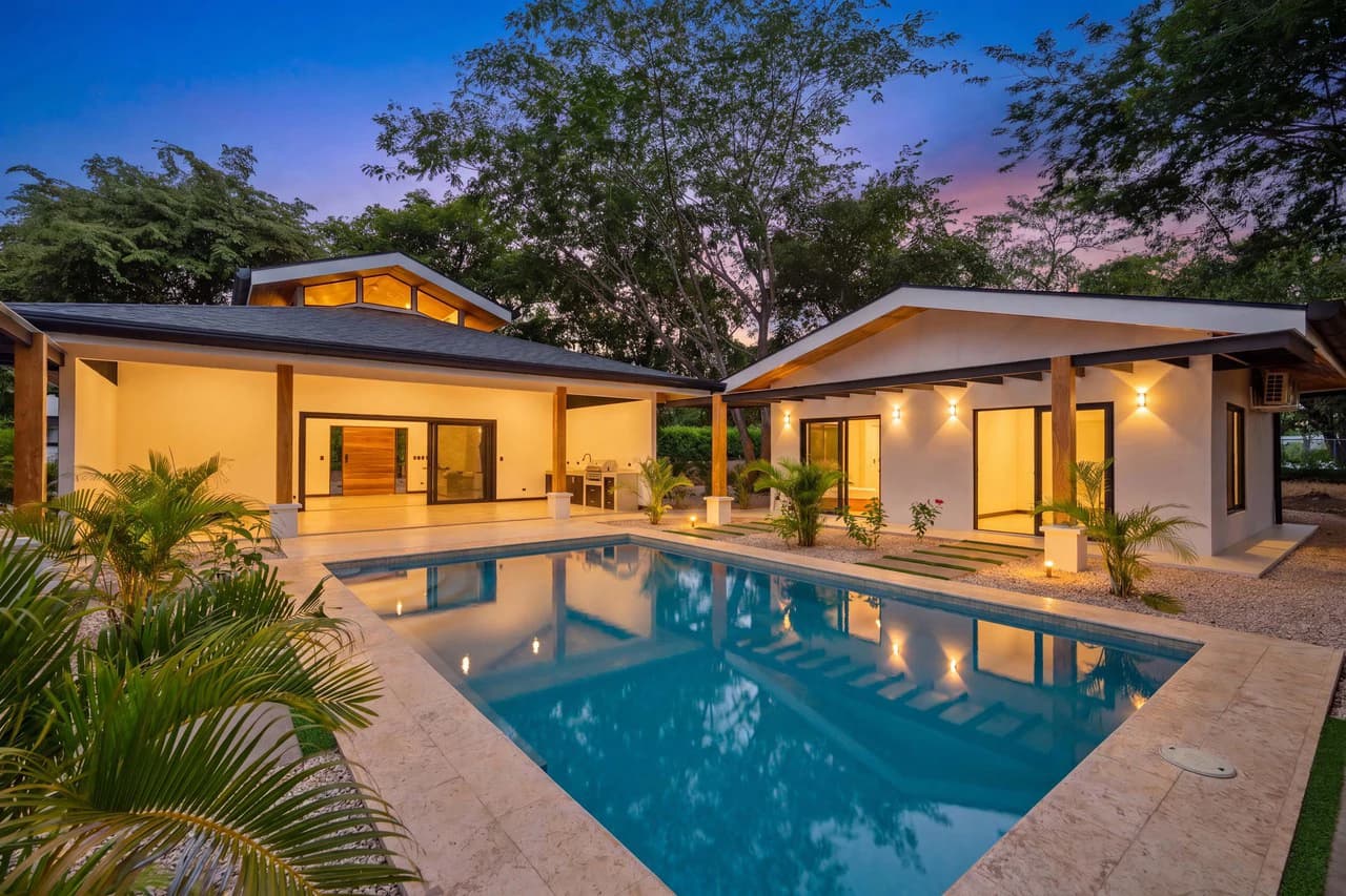 Villa Mariposa: New Balinese-Inspired Luxury Villa Steps from Playa Brasilito - photo 1