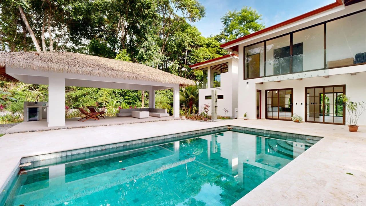 Cinco Ventanas: Modern Tropical Retreat with Private Pool and Jungle - photo 1