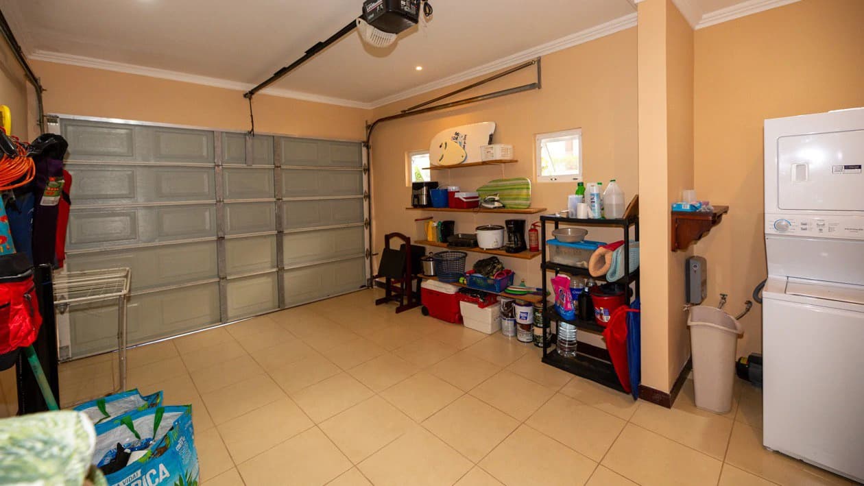 Fantastic Casa Paraiso Azul: In Demand Community in Bejuco, just 400 yards from the beach! - photo 17