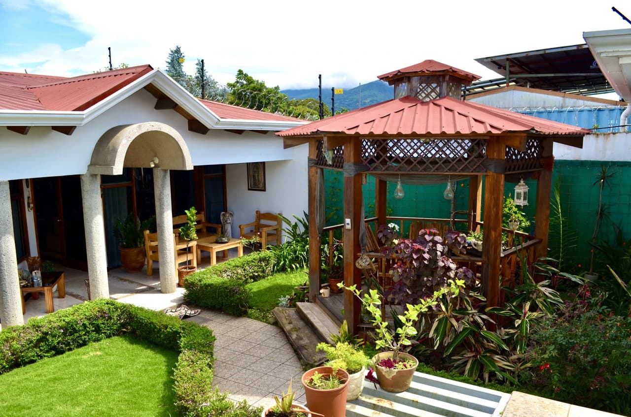 Beautiful one story house in San Luis, Santo Domingo, Costa Rica - photo 13