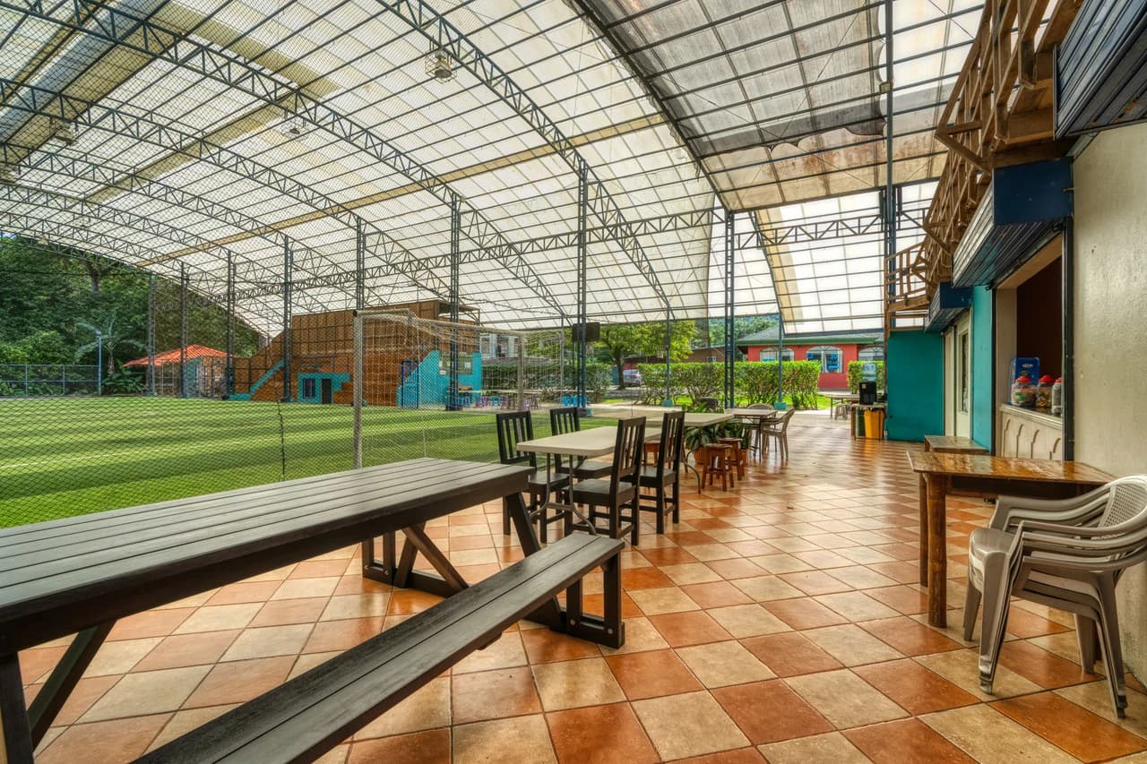 THRIVING SPORTS AND COMMERCIAL BUSINESS WITH OWNER FINANCING OPTION: Rincon Uvita - photo 18