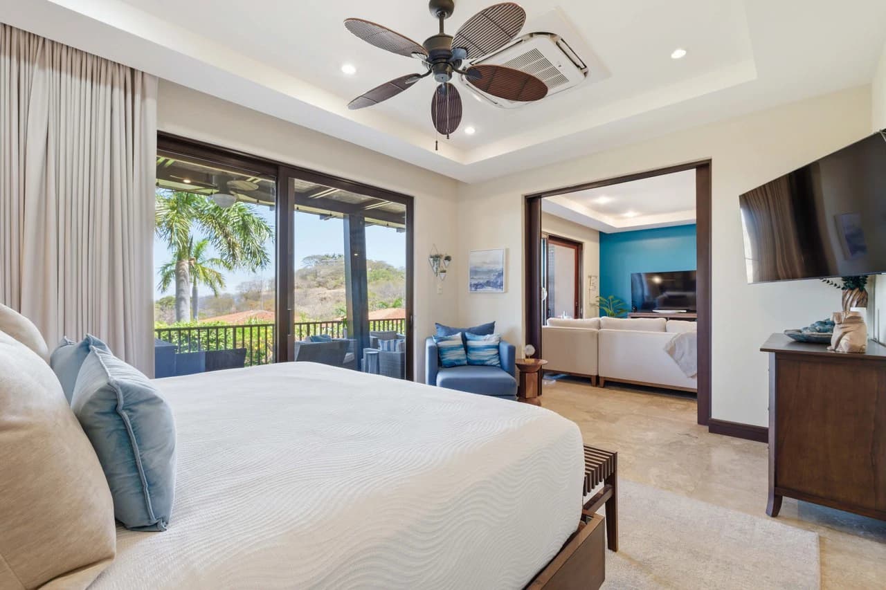 Casa De Los Monos: PRICE REDUCED! Now Offered at $440,000 - photo 11