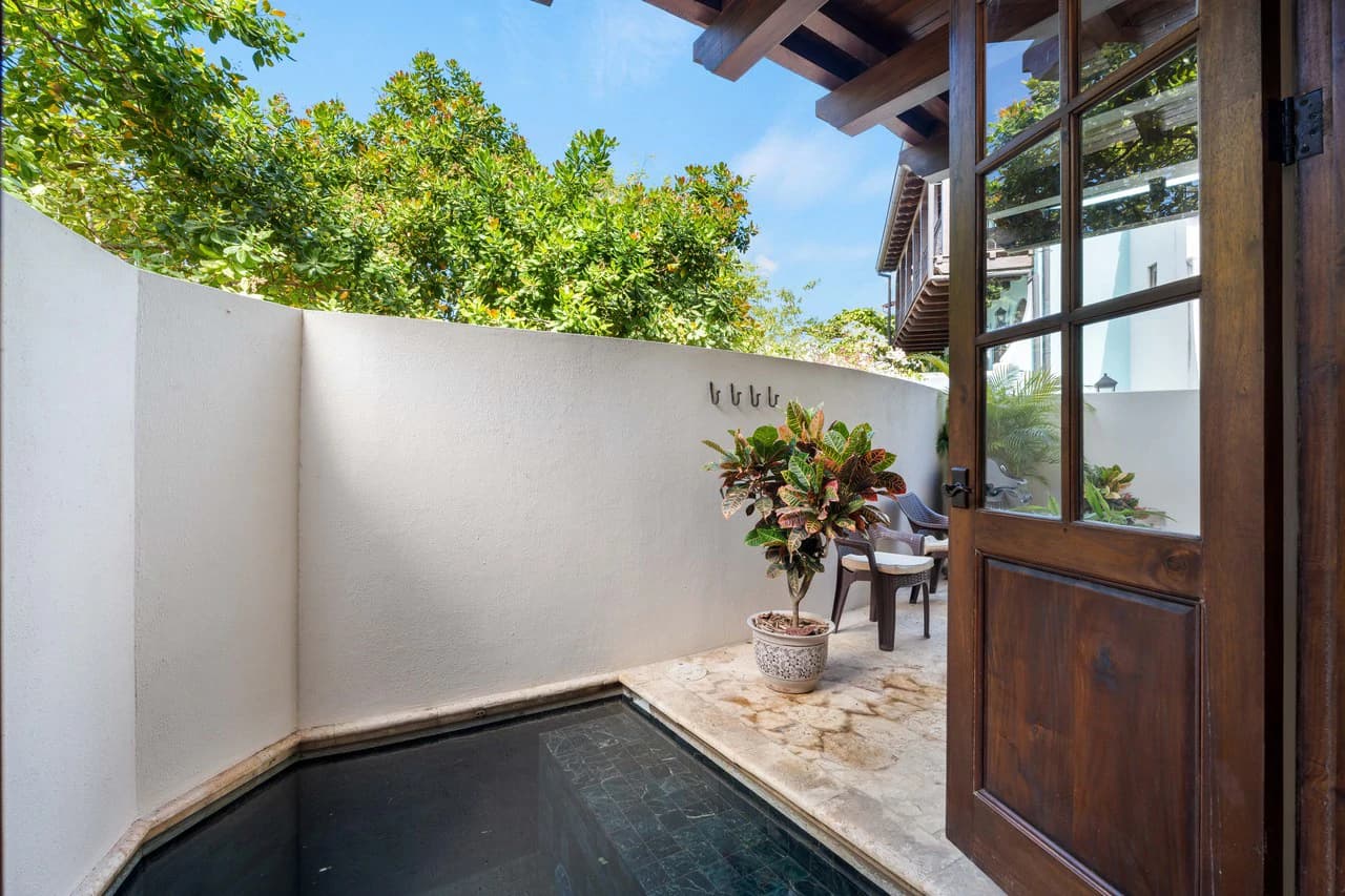 10 Plaza Carlota: A Rare Single-Level Gem in Las Catalinas - photo 22