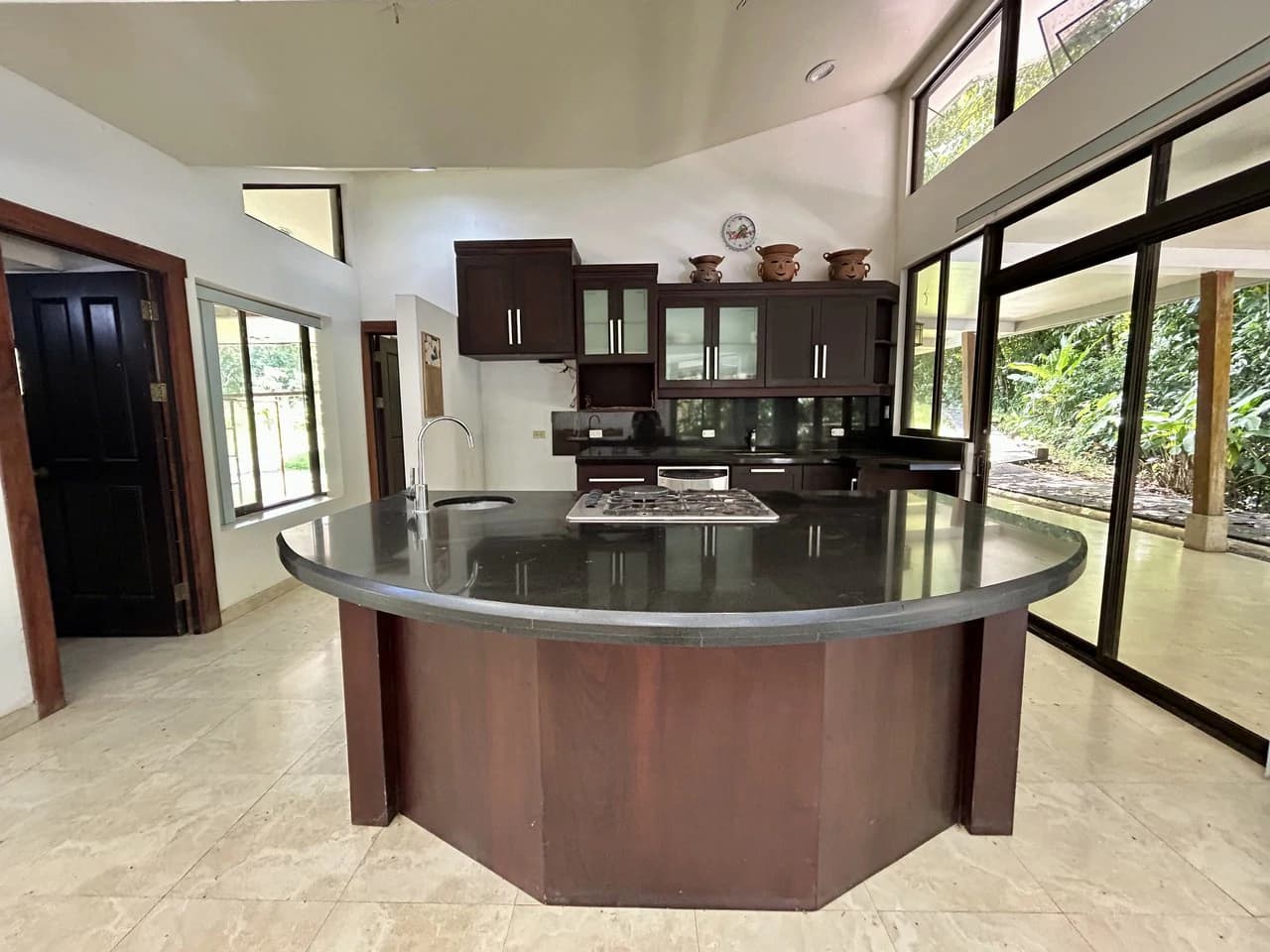 Fixer-Upper Home with an studio Office in Palmar Norte on a 7.58 Acres Property - photo 22