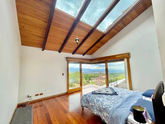 Colonial-Contemporary House with Retractable Star Roof, Guest House, and Panoramic Views - photo 27