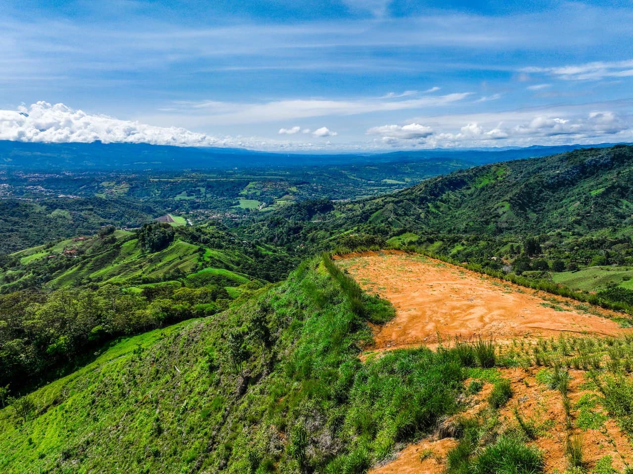 12 Acre Fruit Farm Above San Isidro City Lights Chirripó Views and Deep Well Water - photo 26