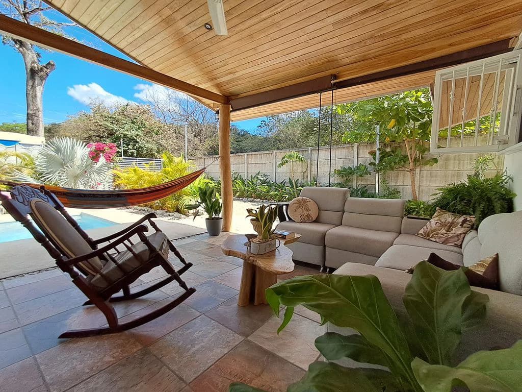 Casa de la Vida Loca: A Pura Vida Lifestyle with Income Potential - photo 16