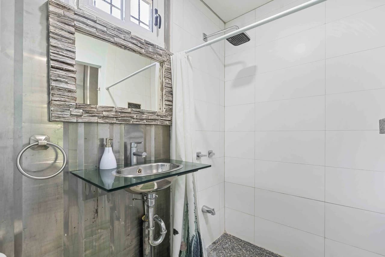 Casa Lemonpaloosa: Very Private Container Home! - photo 14