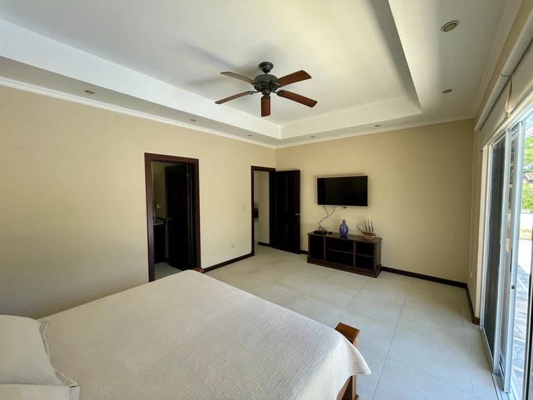 Casa Eight: Beach is my style! Playa Bejuco, Puntarenas, Costa del Sol. Fully Remodeled Tropical Sanctuary - photo 3